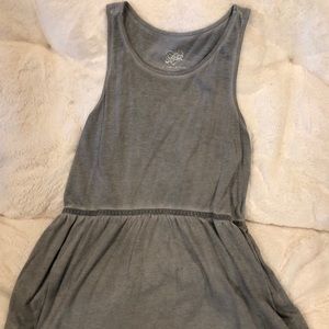 Girls, grey tank top.
